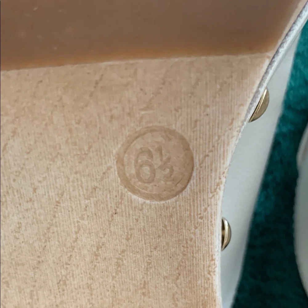 NWOT Madden Girl White Loafers clogs with Gold Accents - Picture 5 of 7